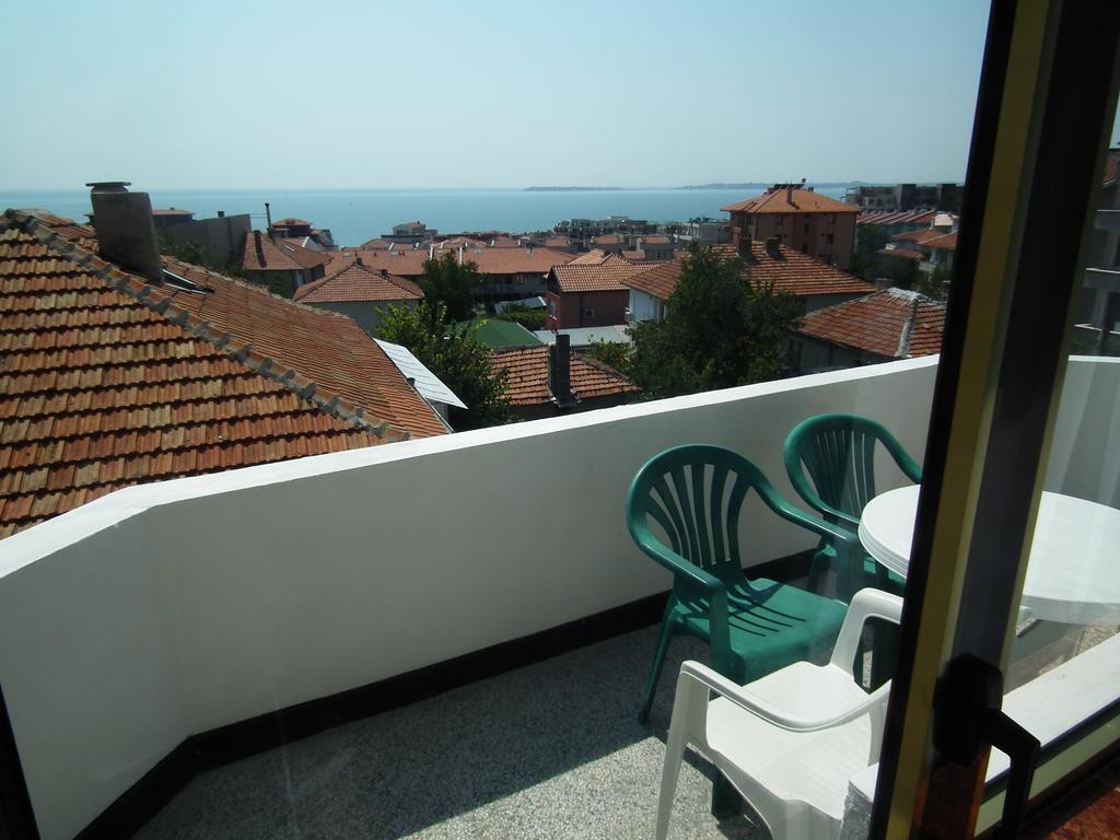 Guest House Olimpiya Sveti Vlas Oda fotoğraf