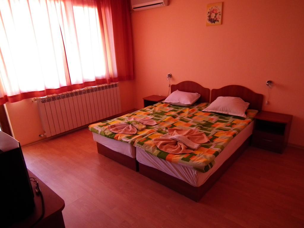 Guest House Olimpiya Sveti Vlas Dış mekan fotoğraf